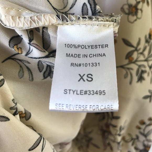 Charlotte Russe Floral Romper - Picture 7 of 7